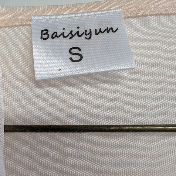 Women's pajamas - Picture 3 of 8